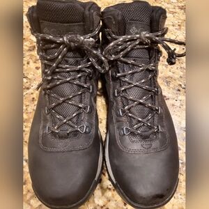 Columbia Men's Black Omni-Grip Outdoor Boots 12 WIDE